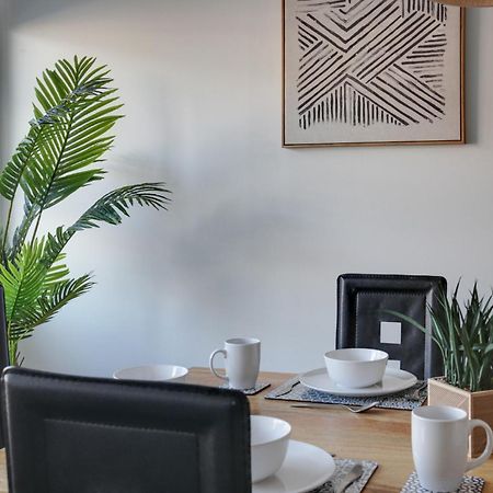 Niche Sunrise Townhouse Βίλα Τσέλμσφορντ Εξωτερικό φωτογραφία